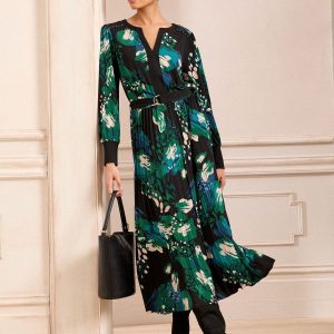 Love & Roses Black Animal Pleated Midi Dress