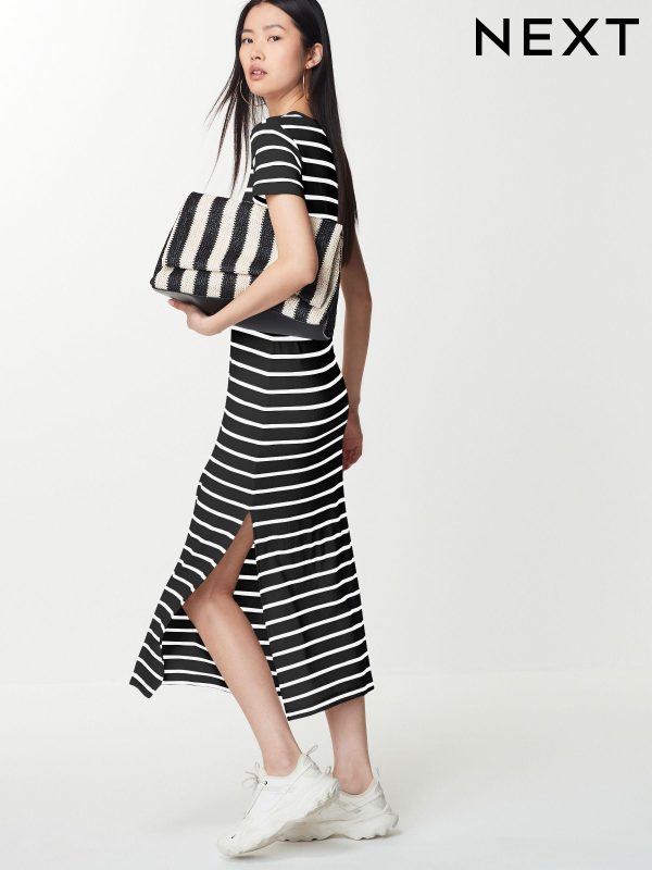 Black/White Ribbed T-Shirt Style Column Maxi Dress With Slit Detail